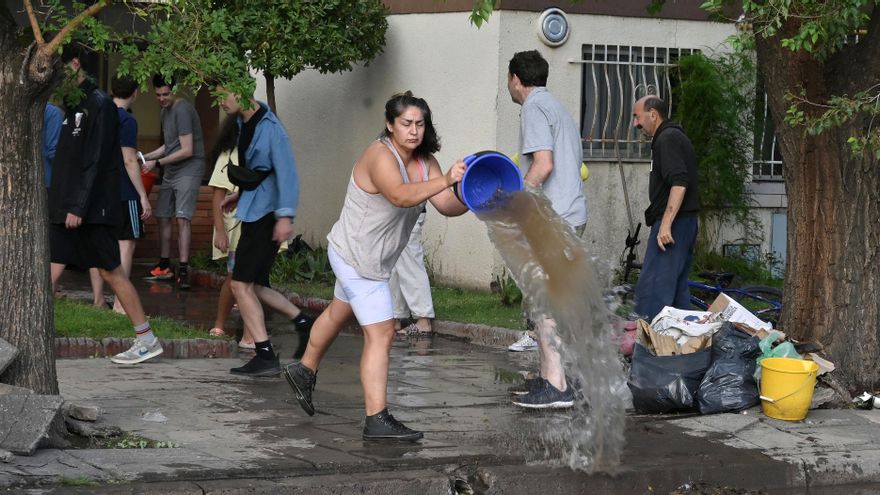 Inundaciones en Bahía Blanca: el rol clave de las alertas de un Servicio Meteorológico desguazado por el Gobierno