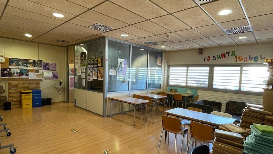 Zaragoza apaga sus barrios y futuro con el cierre de siete zonas jóvenes: "Perdemos un espacio de socialización"