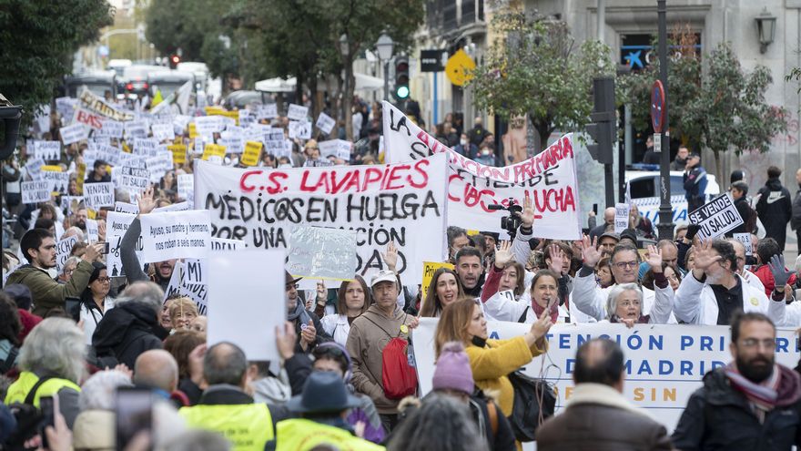 Los médicos de Atención Primaria de Madrid retoman la huelga indefinida ante el rechazo de Ayuso a sus peticiones