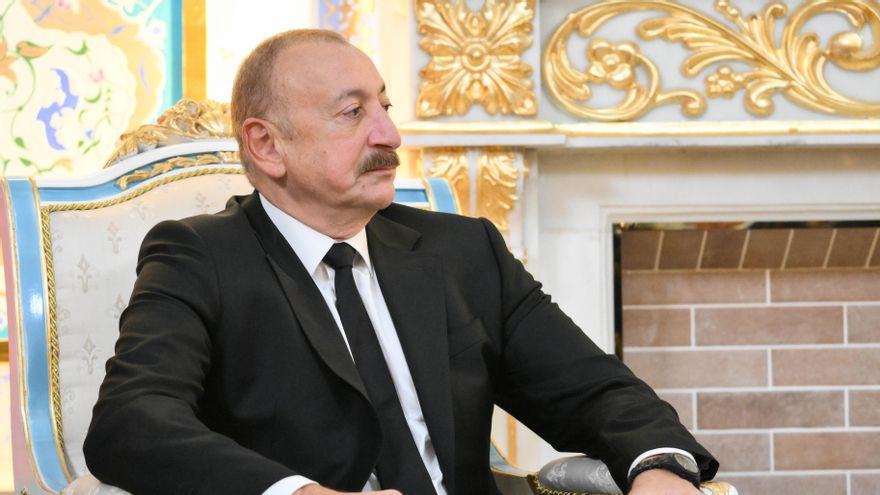 TAJIKISTAN, DUSHANBE - OCTOBER 9, 2025: Ilham Aliyev, President of Azerbaijan, attends a meeting with his Russian counterpart Vladimir Putin at the Somon Palace. Grigory Sysoyev/POOL/TASS