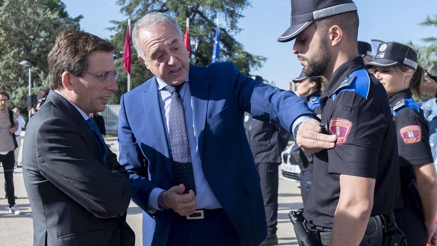 Los cuatro frentes que arrastraba el jefe de la Policía Municipal de Madrid cesado por Almeida: "La gota ha colmado el vaso"