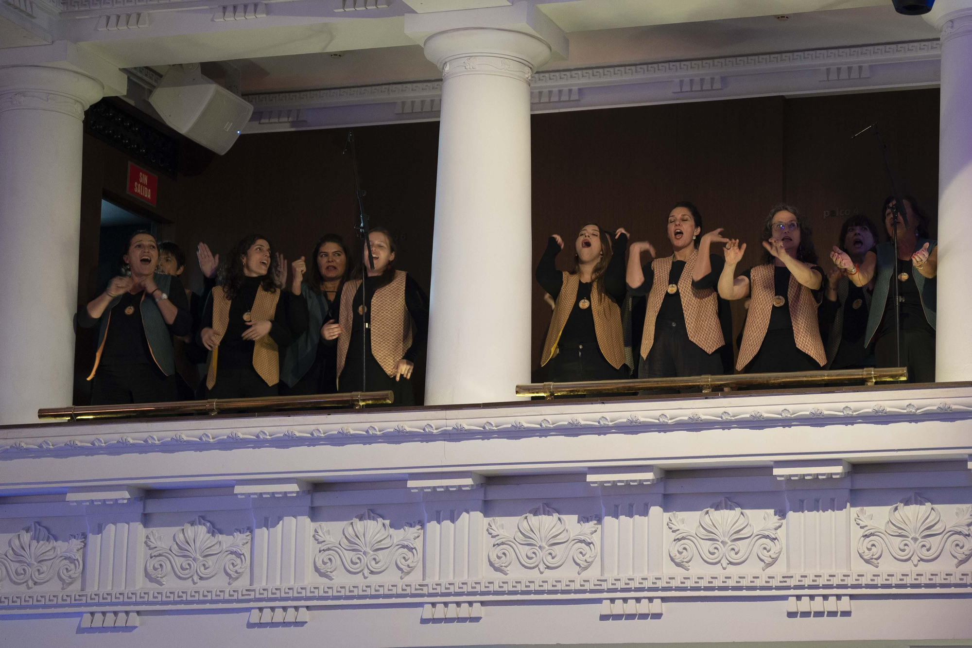El coro de voces Asejazz amenizó la gala con sus canciones.