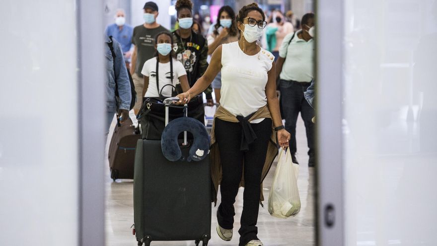 España permite desde este 7 de junio la entrada de viajeros internacionales que acrediten estar vacunados