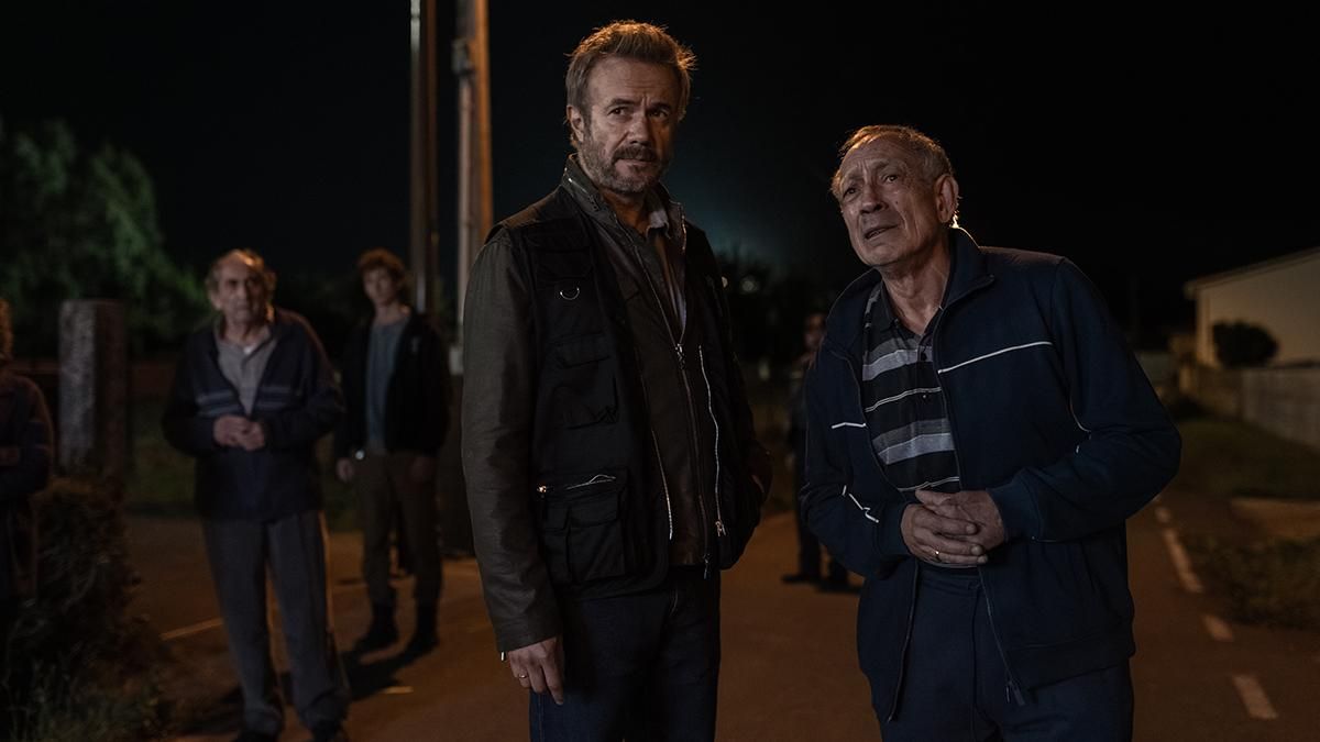 Tristán Ulloa y Miguel Borines, en una escena de 'El crimen de Pazos'
