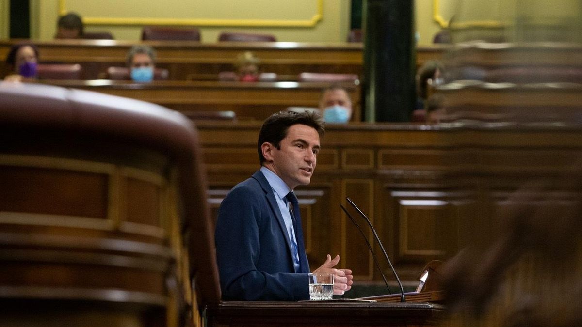El diputado nacional Pedro Casares en el Congreso