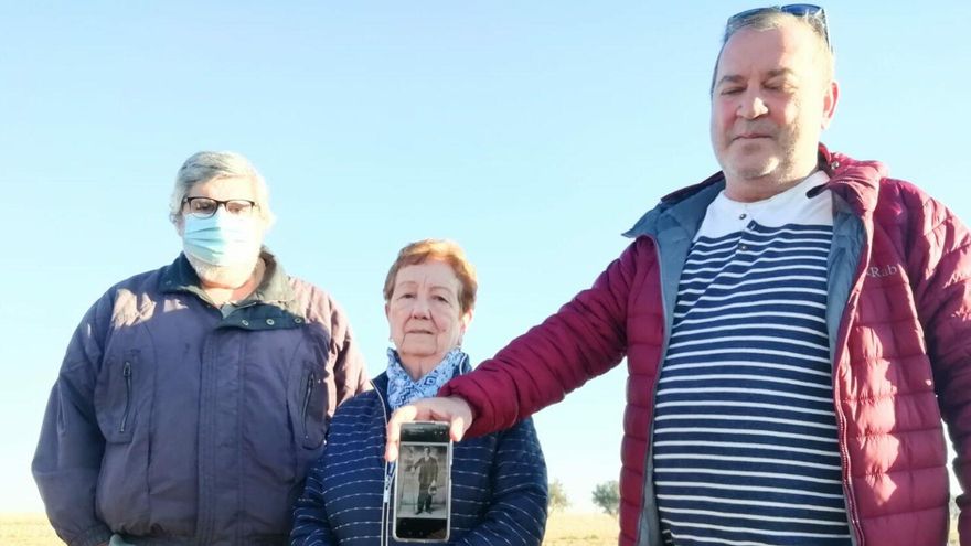 Familiares de Jerónimo, exhumación en Recas