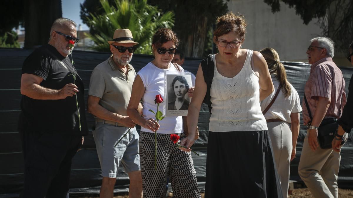 Acto por el Día de las Víctimas del Franquismo en el Cementerio de la Salud