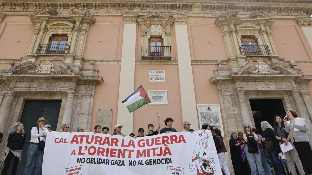 La plataforma Parar la Guerra pide en València el fin de las escaladas bélicas