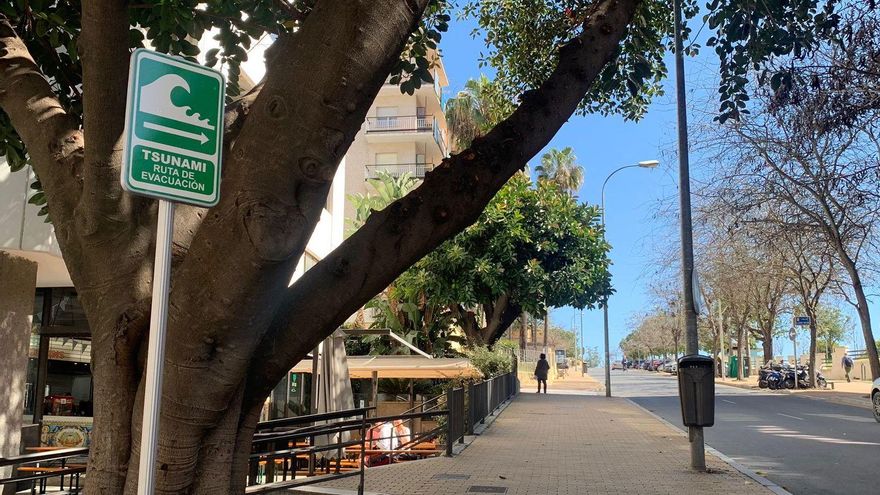 Rutas de escape y planes de evacuación: la costa andaluza, preparada para los tsunamis