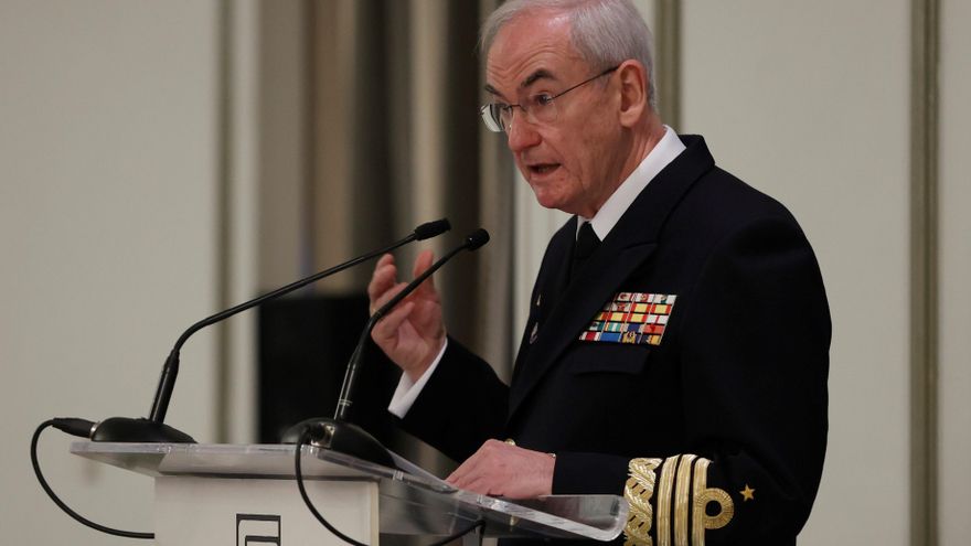 El jefe de la Armada ya respondió al "bloqueo naval" que pide el PP para que no lleguen migrantes: "La obligación es rescatarlos"