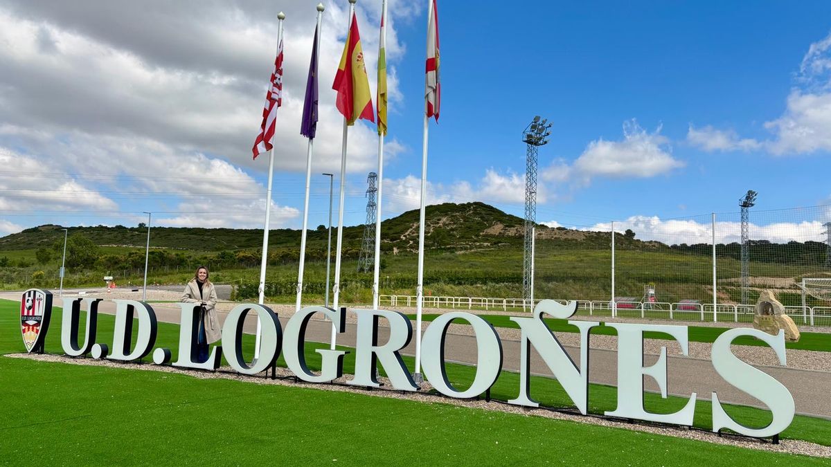 Laura Lázaro en la Ciudad Deportiva de la UD Logroñés