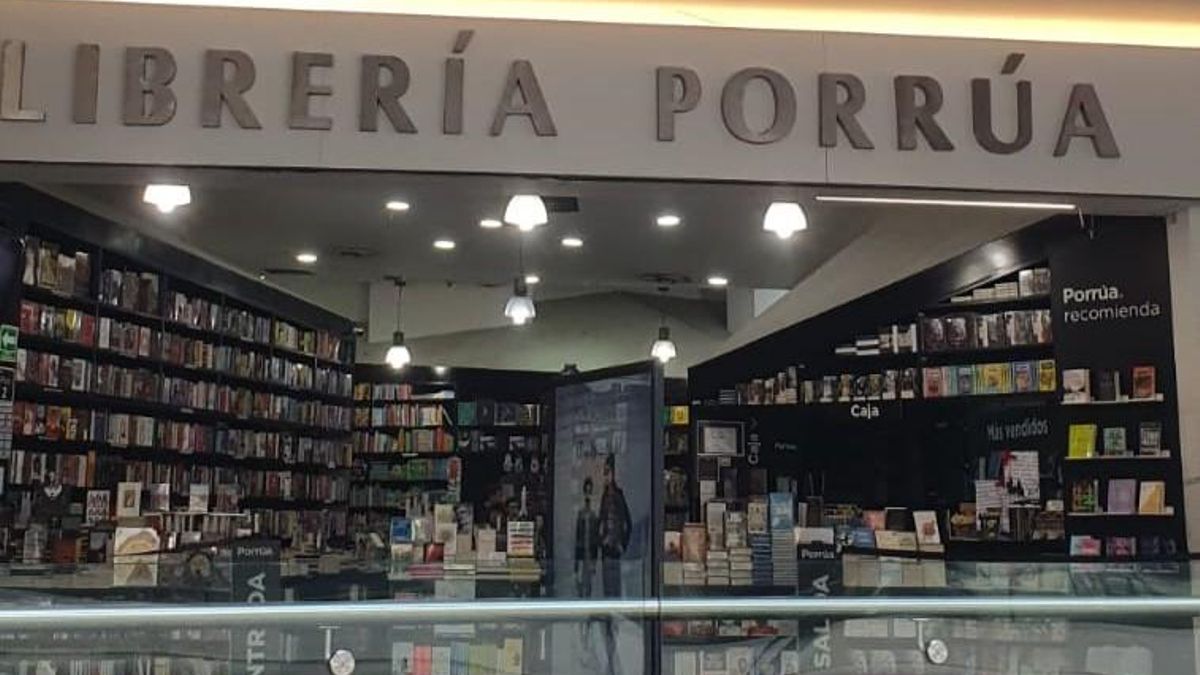 La fachada de la Librería Porrúa.