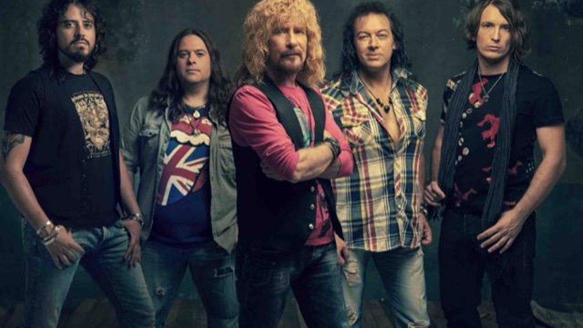 Medina Azahara se despide el viernes de los escenarios en León con su gira ‘Todo tiene su fin’