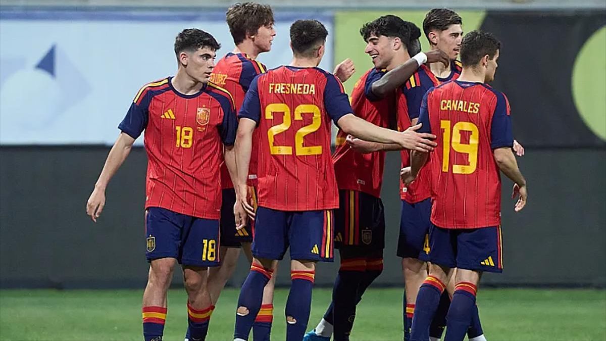 La sub 21 de Dani Requena golea a Chipre