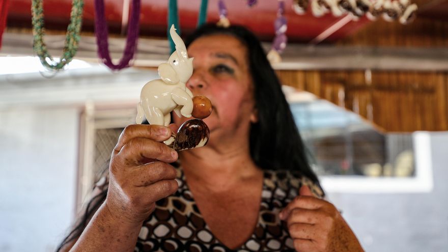 Con costura, artesanía y ganadería, migrantes emprenden en Ecuador tras regresar de España