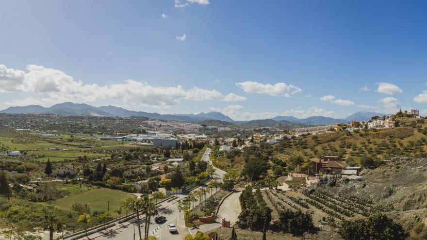 La Junta de Andalucía declara “estratégico” un proyecto de los Franco para construir un complejo de ocio sobre el acuífero de Coín