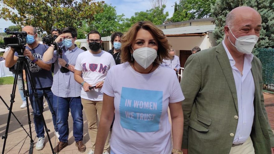 Susana Díaz, junto a Antonio Ruiz, en Córdoba.