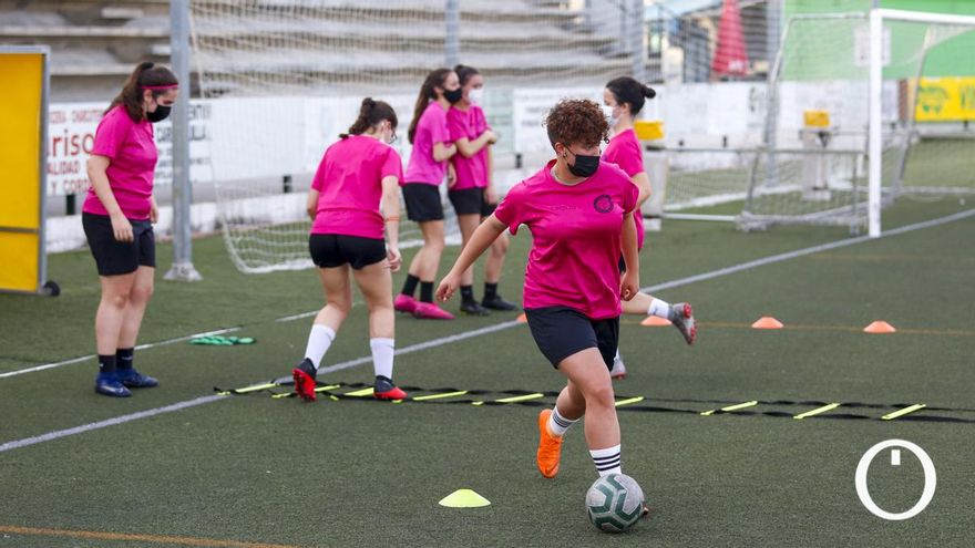 Entrenamiento del equipo Paquillo Moreno de Montilla