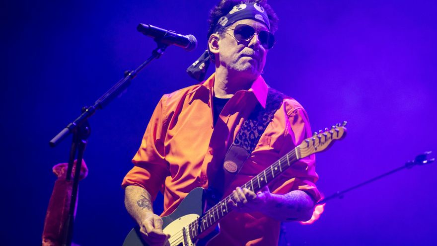 Antitaurinos colombianos rechazan que Andrés Calamaro defienda las corridas de toros