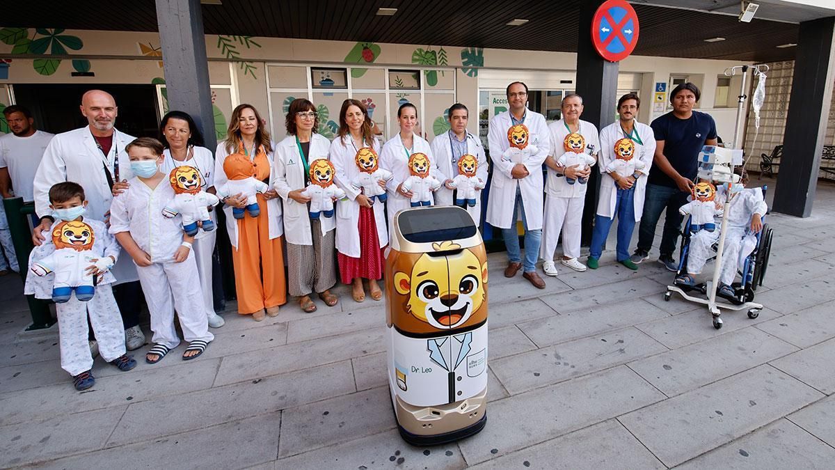 Doctor Leo, el nuevo aliado robótico del Reina Sofía para hacer el hospital un lugar más amable para los menores