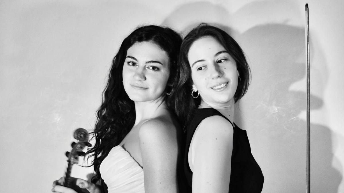 Eleonora Gianni, violín y Laura Fiorese, piano, forman 'Rem Ensemble'.