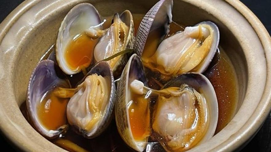 Almejas al sake