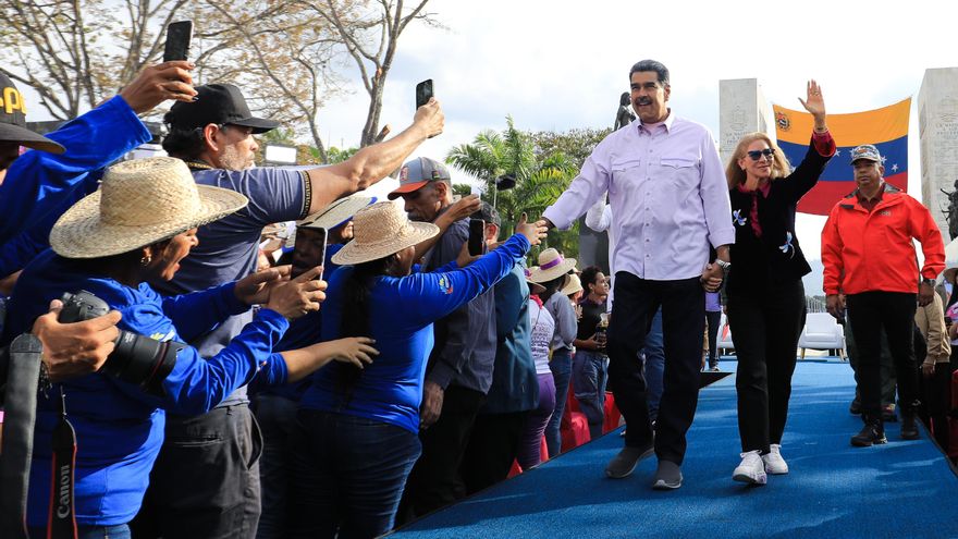 Maduro dice que el fin de la licencia Chevron afectó vuelos con migrantes deportados