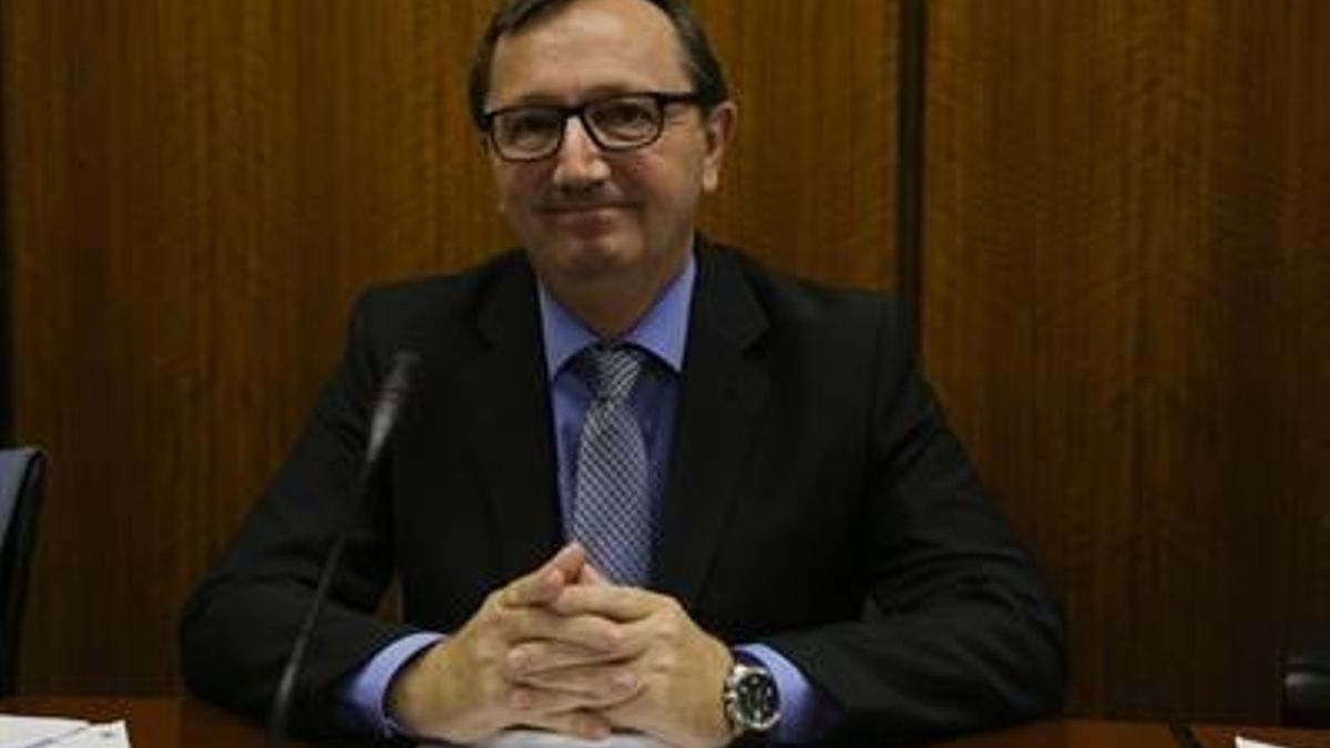 Exconsejeros Manuel Recio y Martín Soler y exchófer de Guerrero, citados esta semana en el juicio de los ERE