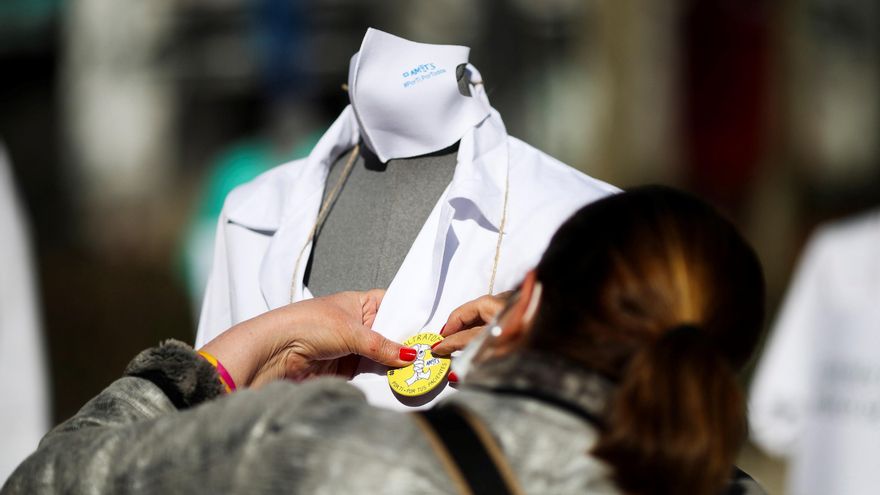 Sanidad dice que hay un "acercamiento" en las negociaciones sobre la huelga en Atención Primaria y confía en un acuerdo