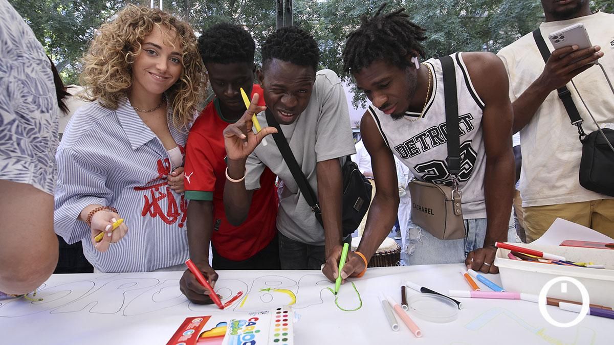 Celebración del Día del Refugiado en el Bulevar de Gran Capitán