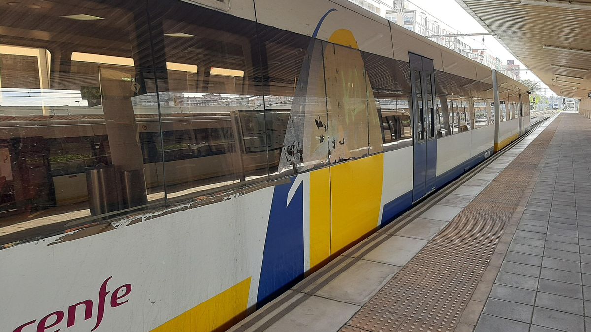 ADIF licita por 3 millones una nueva vía y la electrificación en la estación de Bezana en la línea Santander-Oviedo
