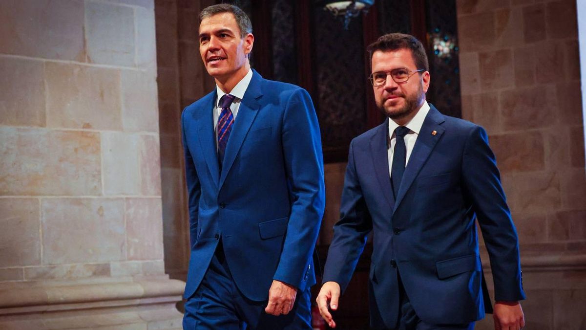 Sánchez y Aragonés, este miércoles antes de su reunión en el Palau de la Generalitat.