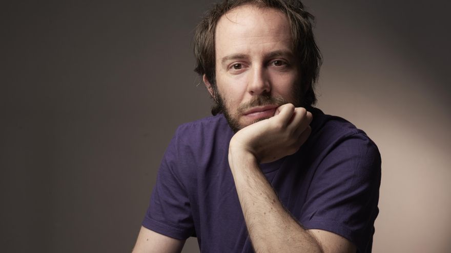 Literatura autobiográfica, un amor clandestino y la muerte de los padres según Mauro Libertella