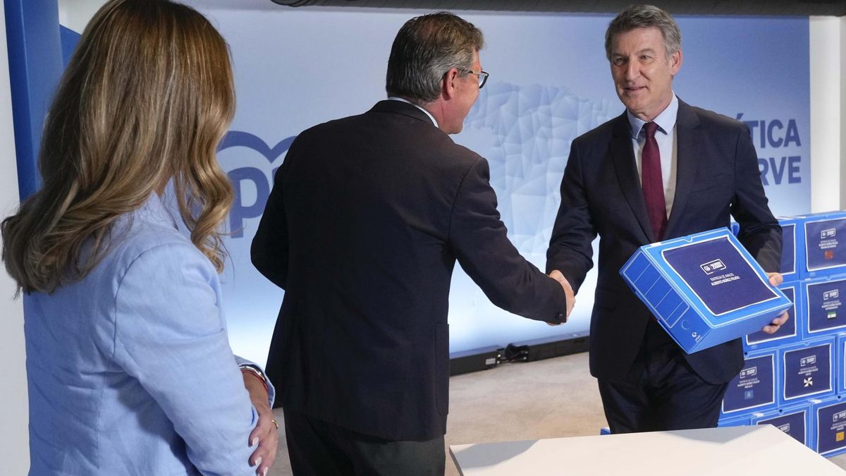 Feijóo justifica rechazar la oficialidad del catalán o el gallego en la UE en su uso en los colegios, el coste económico y la supuesta reforma de los tratados