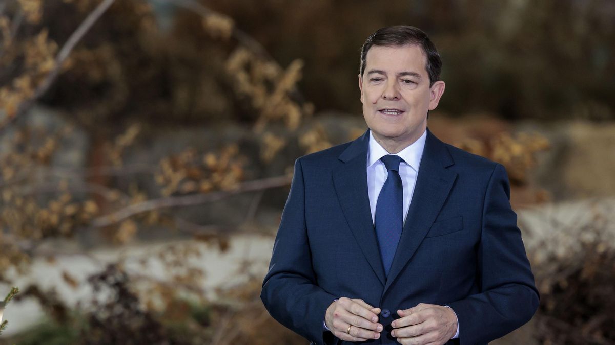 El presidente de la Junta de Castilla y León, Alfonso Fernández Mañueco, durante su mensaje de Año Nuevo.