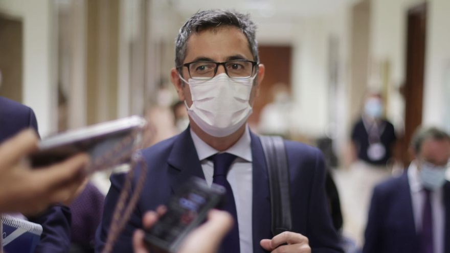 El ministro de la Presidencia, Relaciones con las Cortes y Memoria Democrática, Félix Bolaños, a su llegada para comparecer en la Comisión Constitucional en el Congreso de los Diputados, a 9 de septiembre de 2021, en Madrid (España).