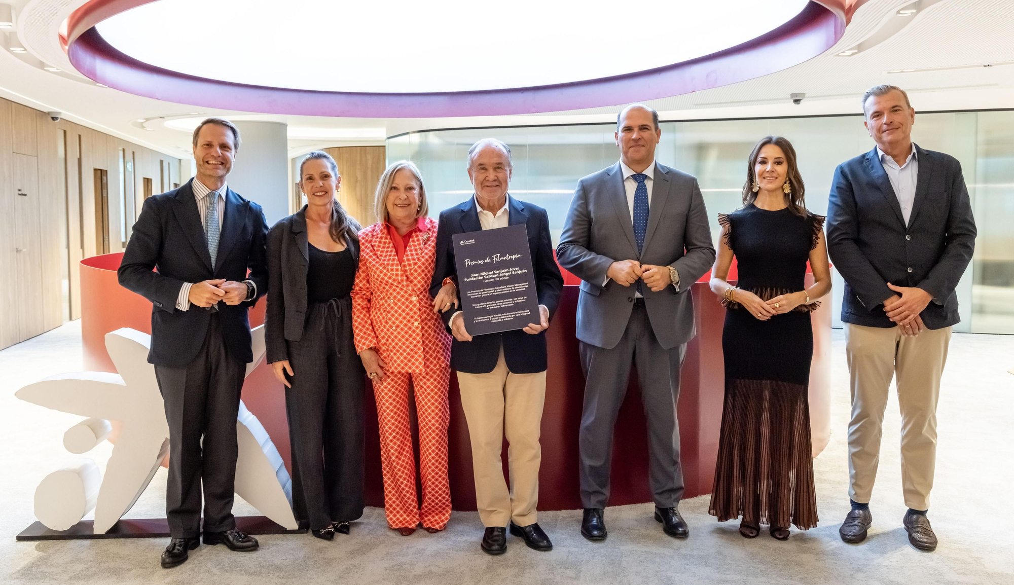 Juan Miguel Sanjuán, galardonado con el Premio de Filantropía de CaixaBank Wealth Management en Canarias.