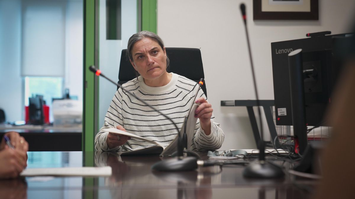 La jueza de control del Centro de Internamiento de Extranjeros de Barcelona, Zita Hernández Larrañaga, ejerciendo de jueza de guardia en la Ciudad de la Justicia