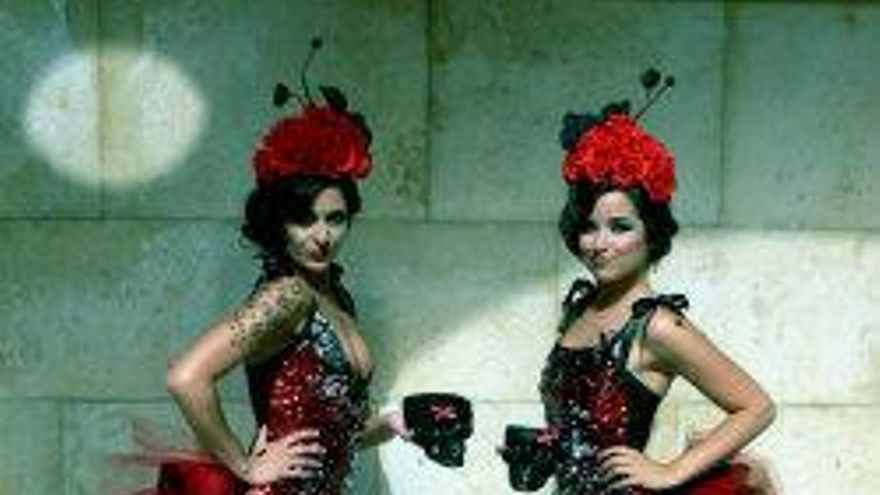 Modelo de Reina Canalla.