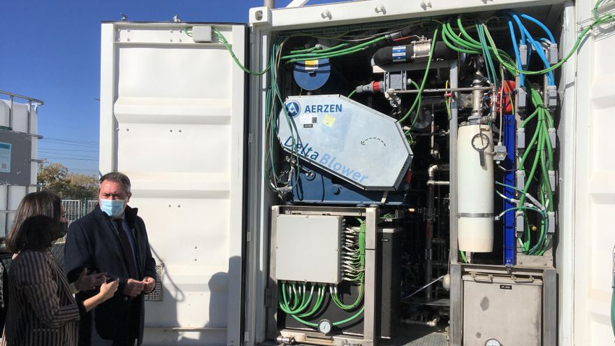 Abengoa presenta su central eléctrica de hidrógeno que cabe en un contenedor