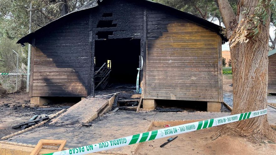 La Guardia Civil investiga un incendio en las cabañas de un centro de acogida de menores en Melilla