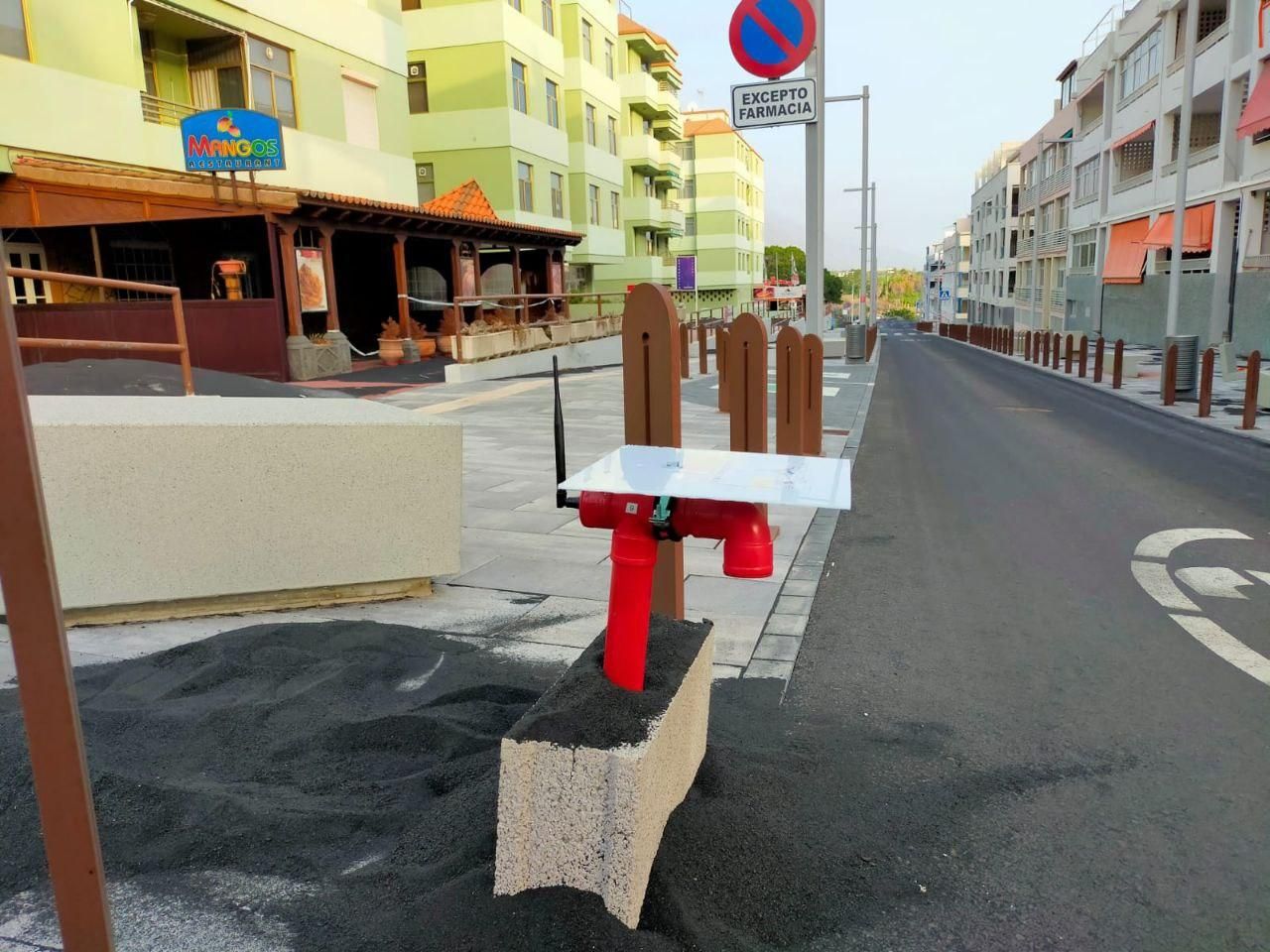 Un senso de red de monitorización de dióxido de carbono (CO2) en una calle de Puerto Naos (Los Llanos de Aridane)