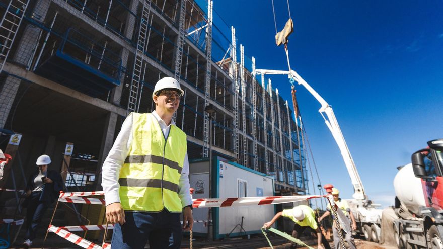 Cuatro de cada diez nuevas viviendas registradas en Canarias son de propietarios con cinco o más casas