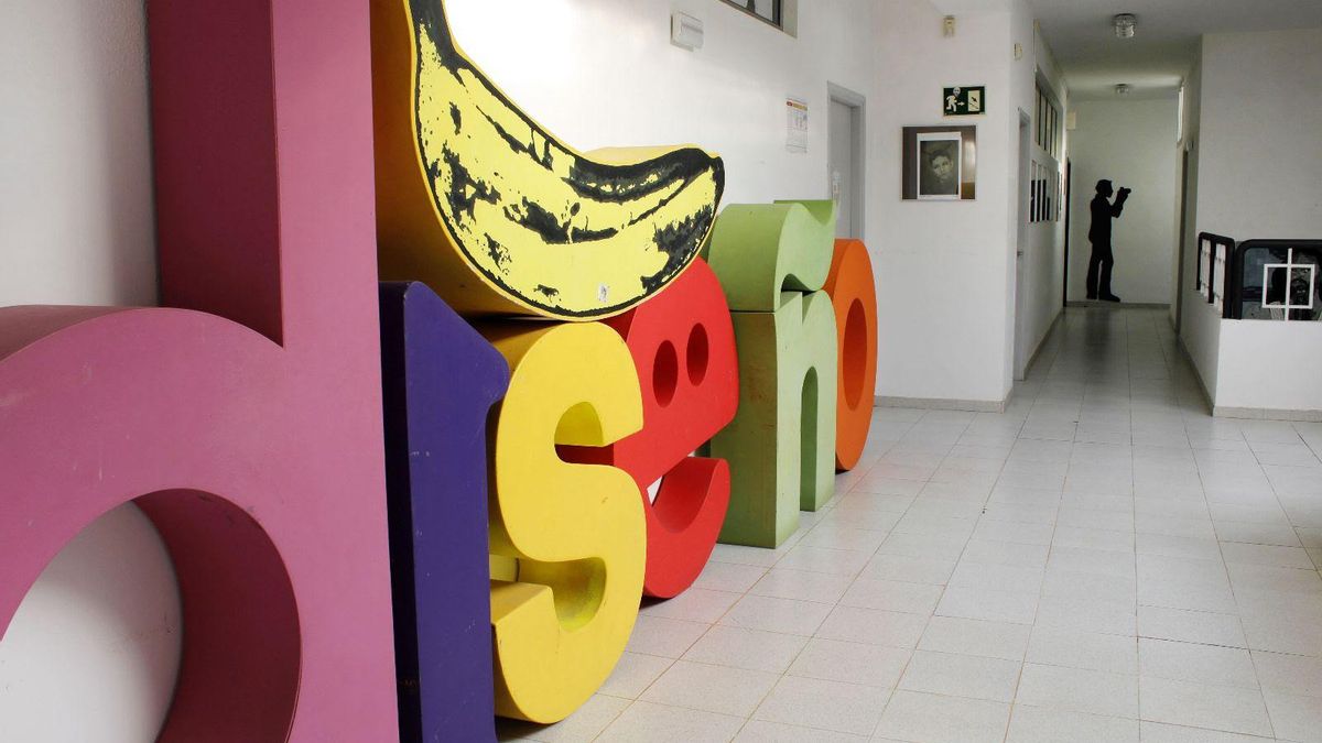 La Escuela de Arte Manolo Blahnik pide  un “uso responsable de la Inteligencia Artificial”