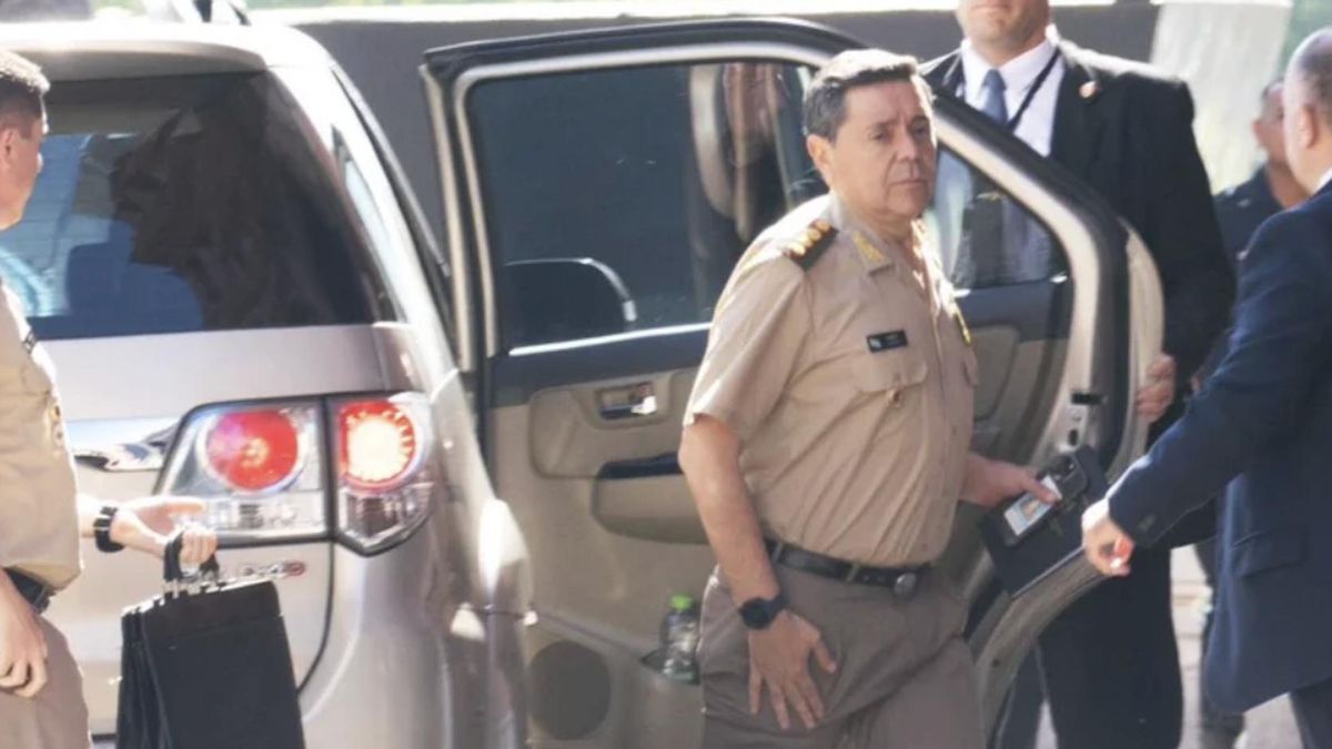 El militar Presti y la sucesora de Bullrich, en la nueva reunión de gabinete de Milei