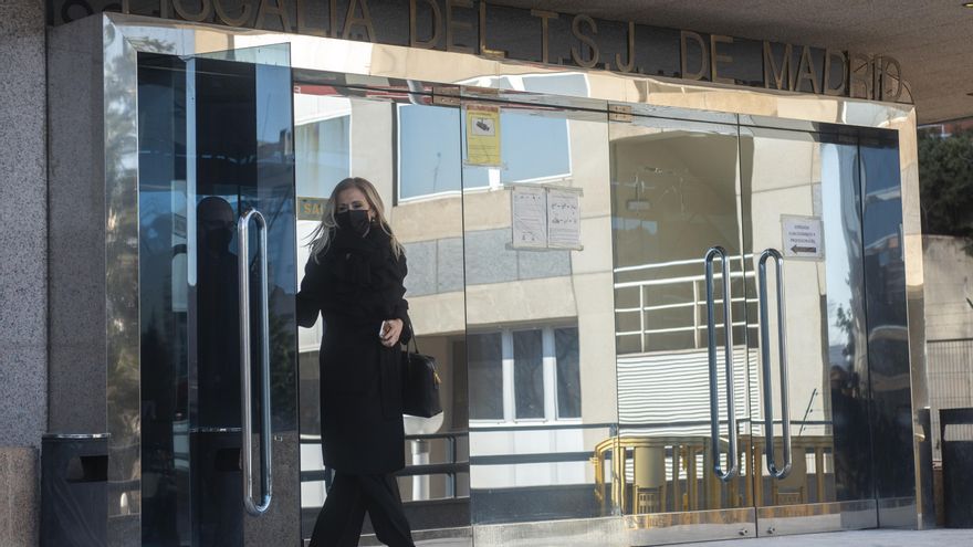 Cristina Cifuentes, a la salida de los juzgados tras la primera jornada del juicio.