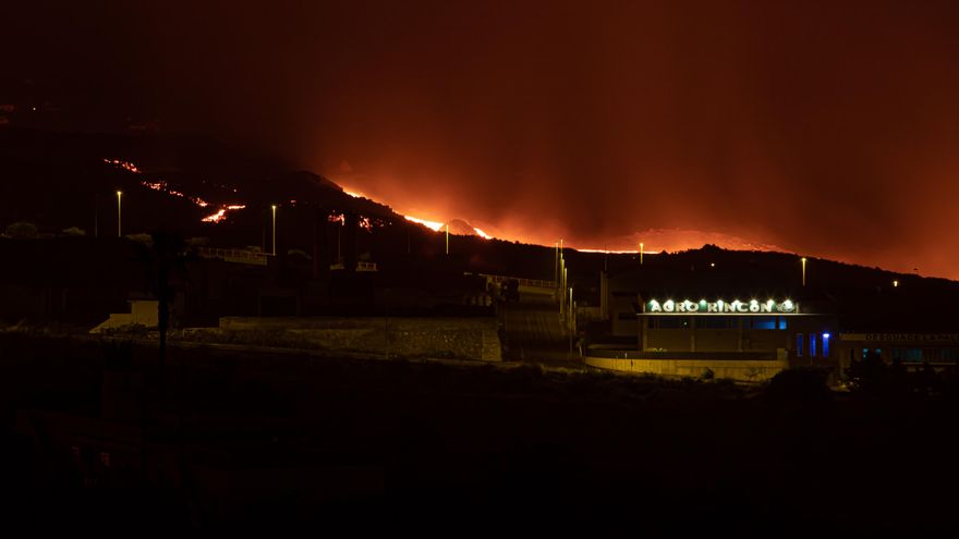 El río de lava, visto desde el mirador de Tajuya