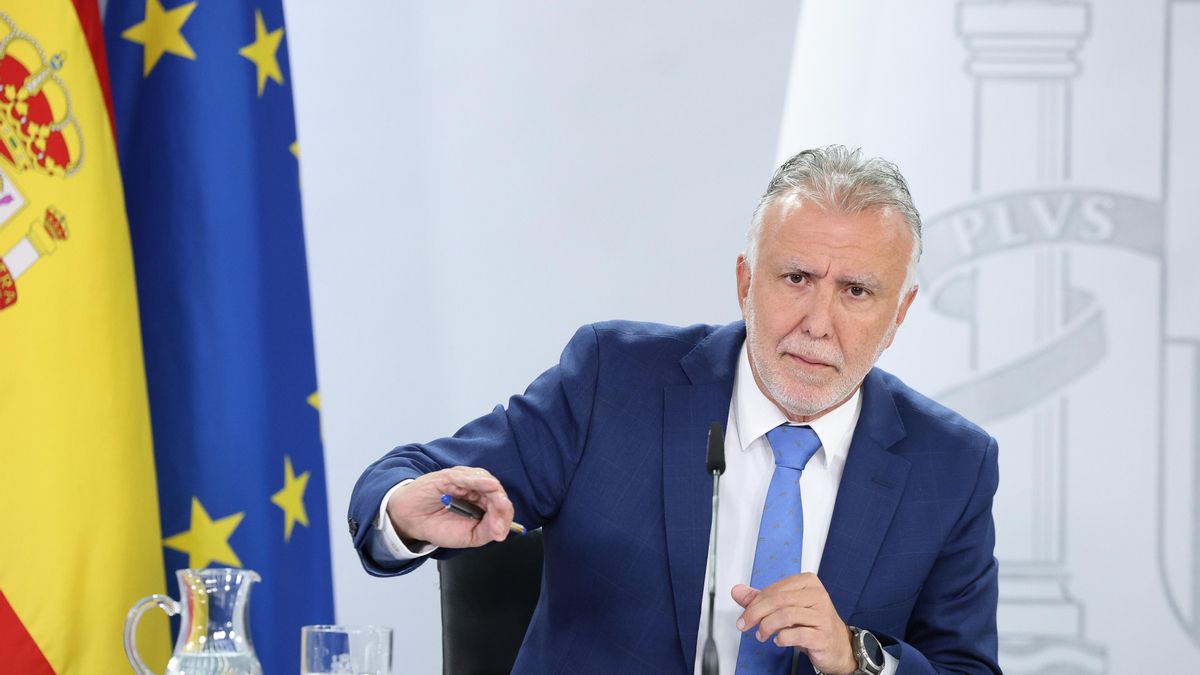 El ministro de Política Territorial y Memoria Democrática,  Ángel Víctor Torres.