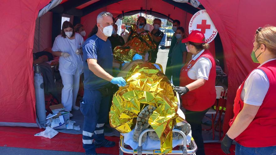 Prisión cautelar para los 9 acusados de tráfico de personas en el naufragio con cientos de muertos en Grecia