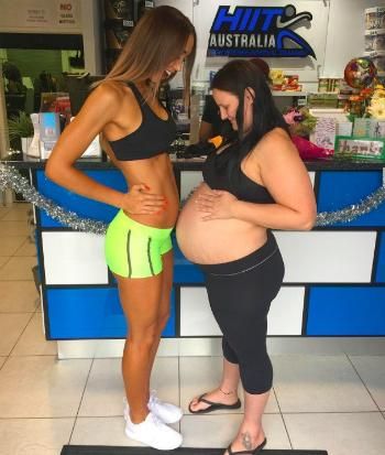 Chontel Duncan compara su barriga de embarazada con la de otra australiana en la misma semana de gestación.